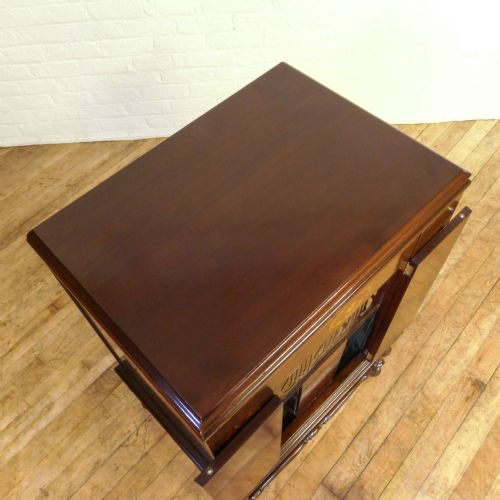 ART DECO WINDUP GRAMOPHONE - ADDITIONAL PHOTO 9