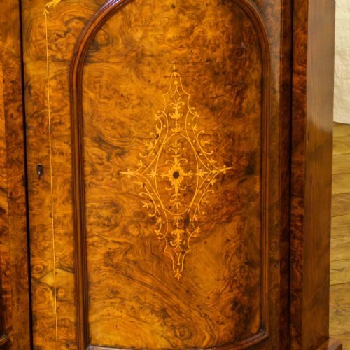 VICTORIAN WALNUT CREDENZA - ADDITIONAL PHOTO 13