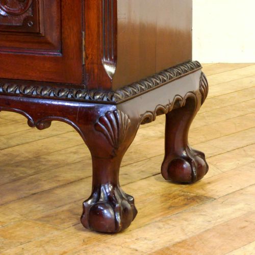 EDWARDIAN CHIPPENDALE STYLE MAHOGANY BOOKCASE - ADDITIONAL PHOTO 1