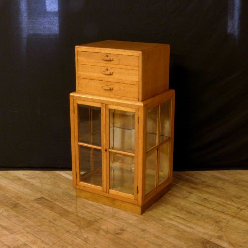 rare art deco shop fitting - CATEGORY: ANTIQUE CABINETS - DATED 1930