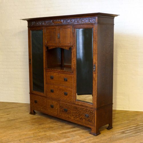 fine arts crafts oak wardrobe - CATEGORY: ANTIQUE WARDROBES - DATED 1900
