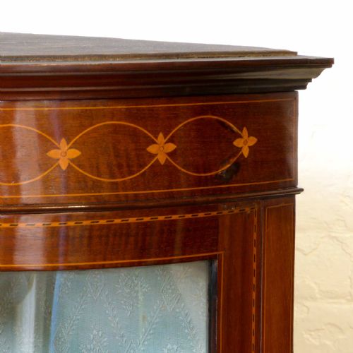 EDWARDIAN SHERATON STYLE MAHOGANY DISPLAY CABINET - ADDITIONAL PHOTO 1