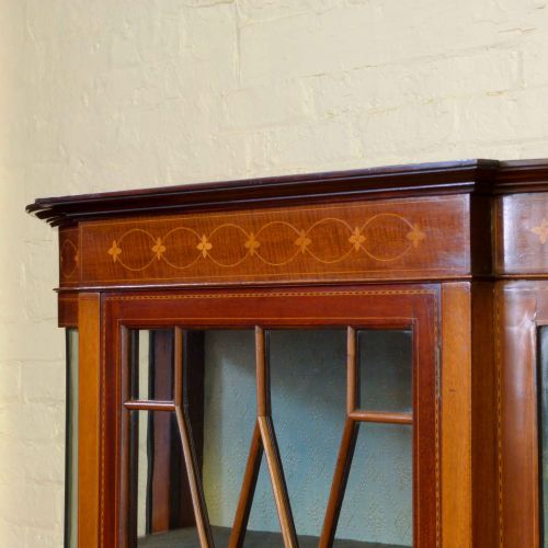 EDWARDIAN SHERATON STYLE MAHOGANY DISPLAY CABINET - ADDITIONAL PHOTO 8