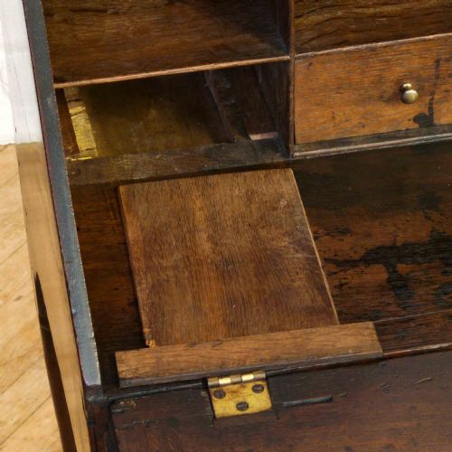GEORGE II OAK BUREAU - ADDITIONAL PHOTO 9