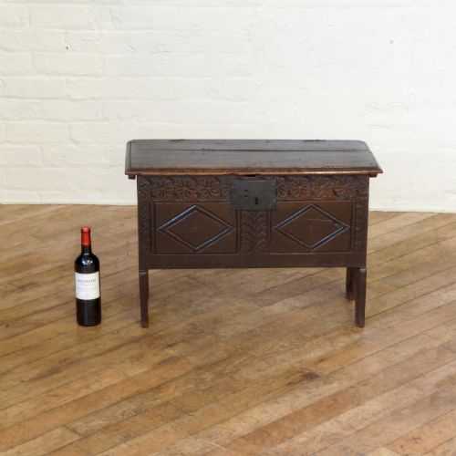 TINY 17TH CENTURY OAK KIST - ADDITIONAL PHOTO 8