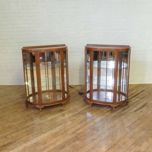 pair of oak art deco cabinets - CATEGORY: ANTIQUE CABINETS - DATED 1930