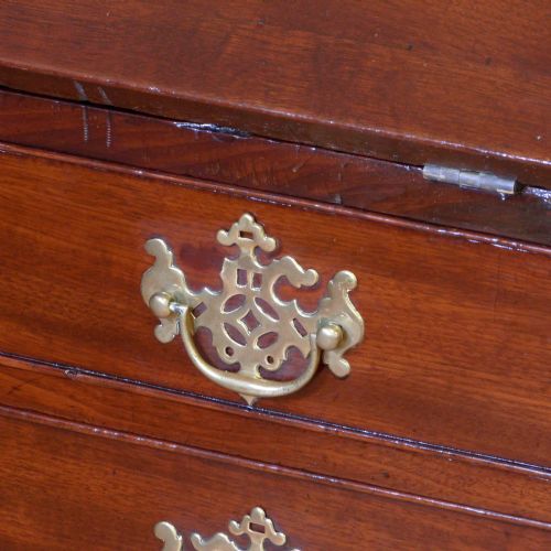 GEORGIAN MAHOGANY BUREAU - ADDITIONAL PHOTO 6