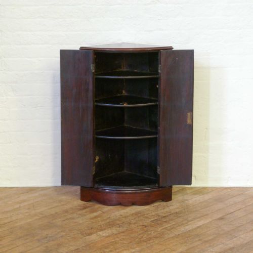 GEORGIAN BOW FRONT CORNER CUPBOARD - ADDITIONAL PHOTO 1