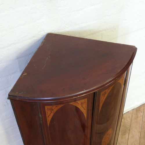 GEORGIAN BOW FRONT CORNER CUPBOARD - ADDITIONAL PHOTO 3