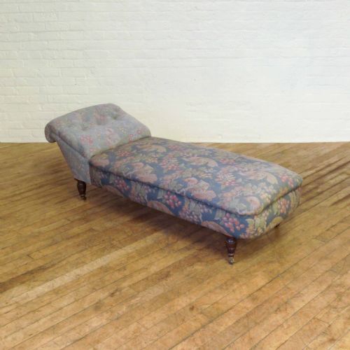 late victorian day bed - CATEGORY: ANTIQUE SOFAS - DATED VICTORIAN