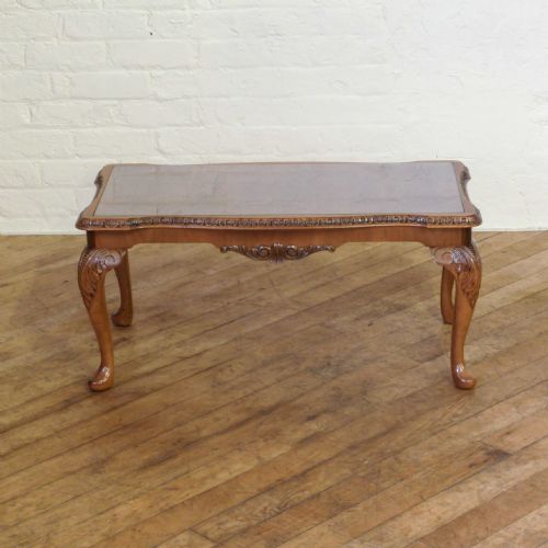 WALNUT COFFEE TABLE - ADDITIONAL PHOTO 2