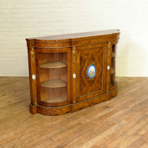 VICTORIAN WALNUT CREDENZA - ADDITIONAL PHOTO 6