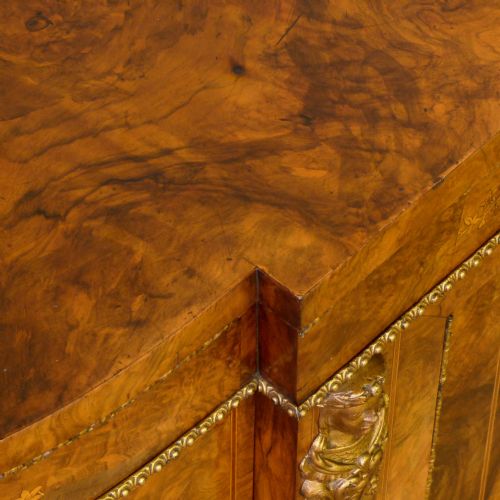 VICTORIAN WALNUT CREDENZA - ADDITIONAL PHOTO 9