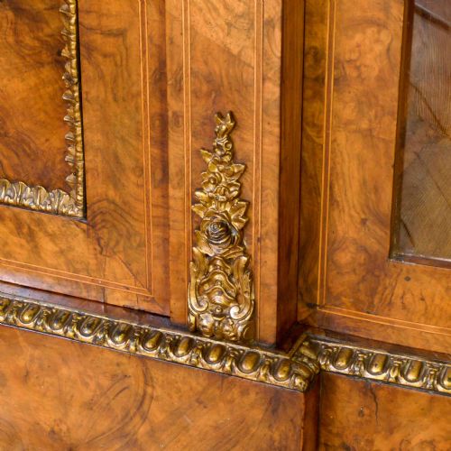 VICTORIAN WALNUT CREDENZA - ADDITIONAL PHOTO 11