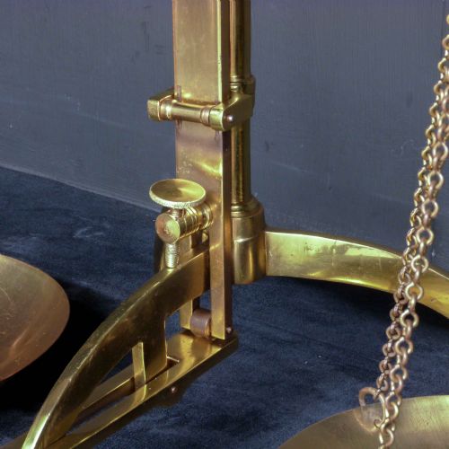 BRASS BALANCE SCALES - ADDITIONAL PHOTO 1