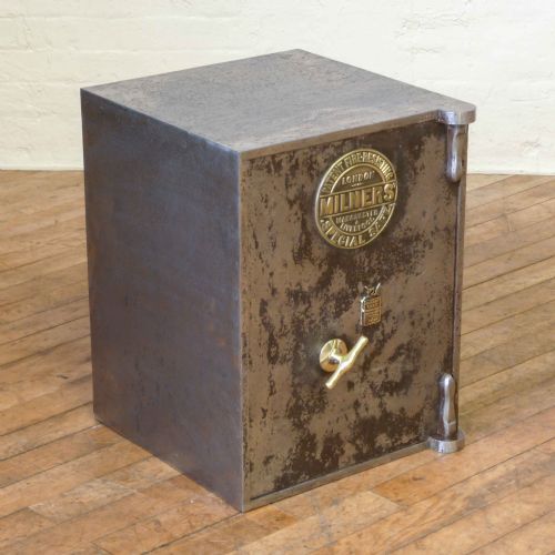 milners polished steel safe - CATEGORY: ANTIQUE MISCELLANEOUS - DATED 1900