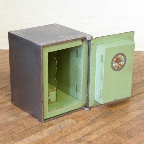 MILNERS POLISHED STEEL SAFE - ADDITIONAL PHOTO 1