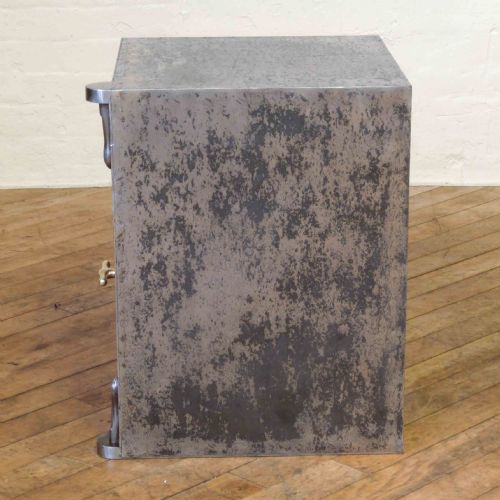 MILNERS POLISHED STEEL SAFE - ADDITIONAL PHOTO 12