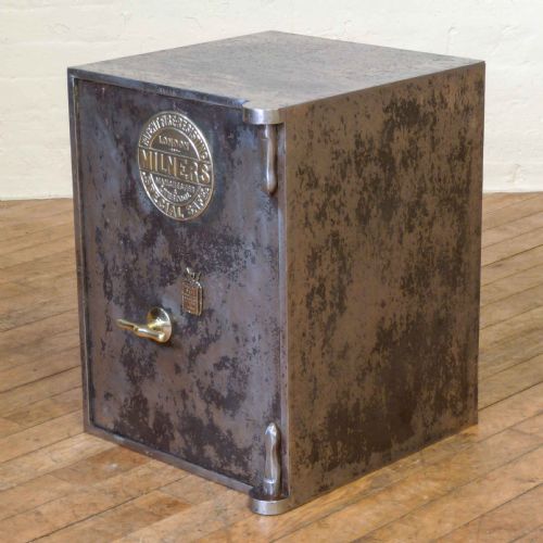MILNERS POLISHED STEEL SAFE - ADDITIONAL PHOTO 14