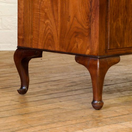 WALNUT CHEST OF DRAWERS - ADDITIONAL PHOTO 5