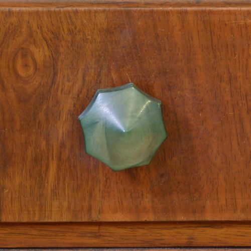 WALNUT CHEST OF DRAWERS - ADDITIONAL PHOTO 7