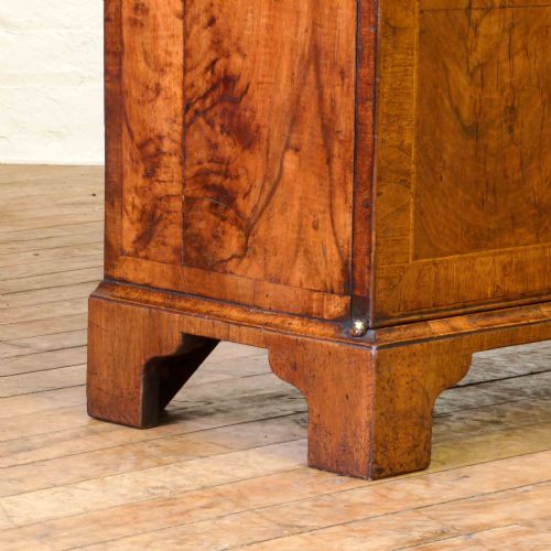 GEORGE I STYLE WALNUT CUPBOARD - ADDITIONAL PHOTO 5
