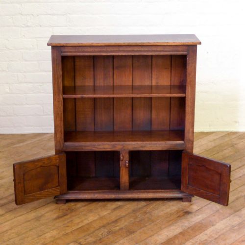 GEORGIAN STYLE OAK BOOKCASE - ADDITIONAL PHOTO 1