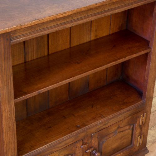 GEORGIAN STYLE OAK BOOKCASE - ADDITIONAL PHOTO 3