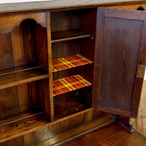 JACOBEAN STYLE OAK DRESSER - ADDITIONAL PHOTO 3