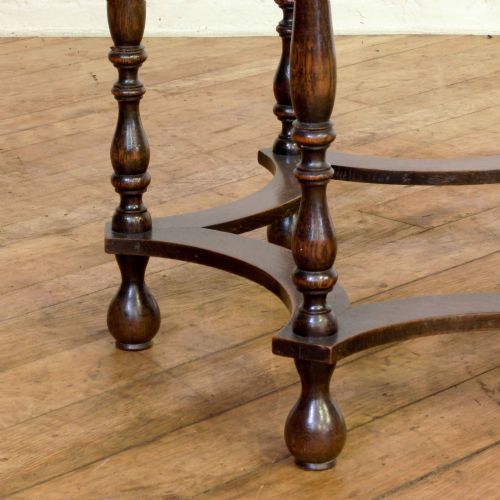 OAK OCCASIONAL TABLE - ADDITIONAL PHOTO 2