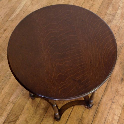 OAK OCCASIONAL TABLE - ADDITIONAL PHOTO 4