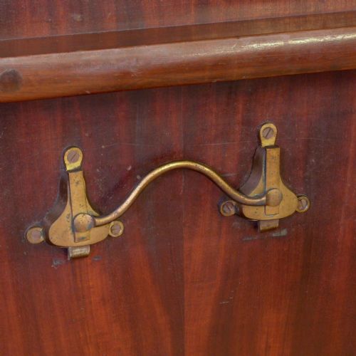 REGENCY MAHOGANY BREAKFAST TABLE - ADDITIONAL PHOTO 9