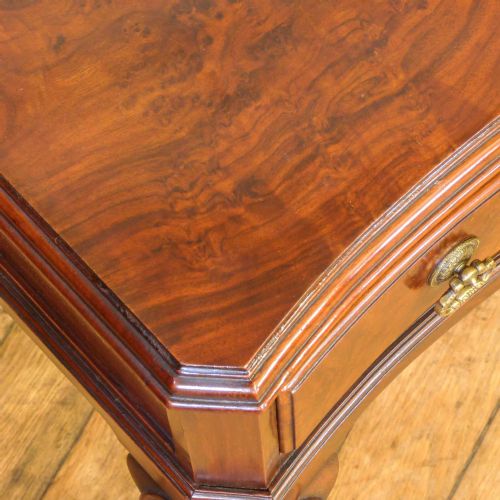 EDWARDIAN WALNUT SIDE TABLE - ADDITIONAL PHOTO 4