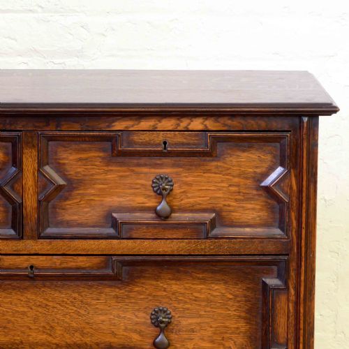 JACOBEAN STYLE OAK CHEST OF DRAWERS - ADDITIONAL PHOTO 3