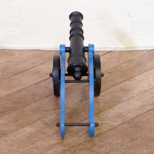PAIR OF IRON CANNONS - ADDITIONAL PHOTO 3