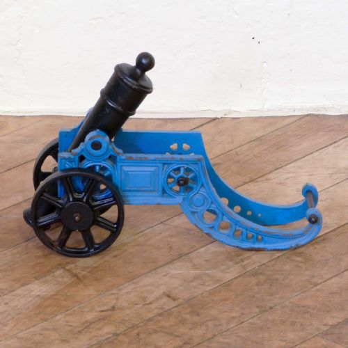 PAIR OF IRON CANNONS - ADDITIONAL PHOTO 4