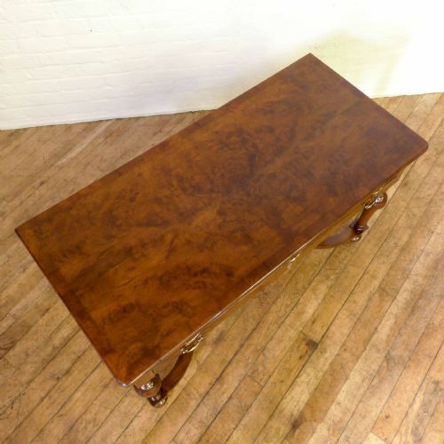 VICTORIAN WALNUT SIDE TABLE - ADDITIONAL PHOTO 7