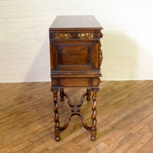 CARVED OAK CUPBOARD - ADDITIONAL PHOTO 13
