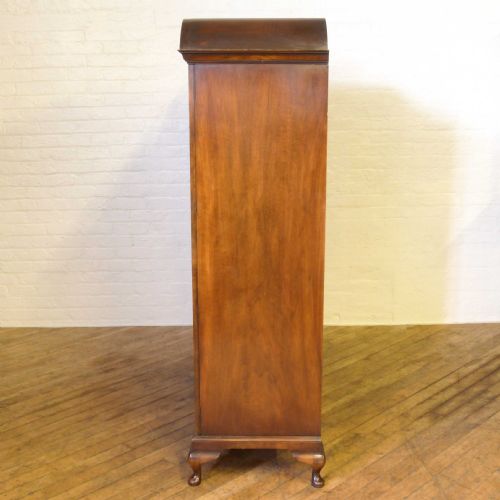 QUEEN ANNE STYLE WALNUT WARDROBE - ADDITIONAL PHOTO 12