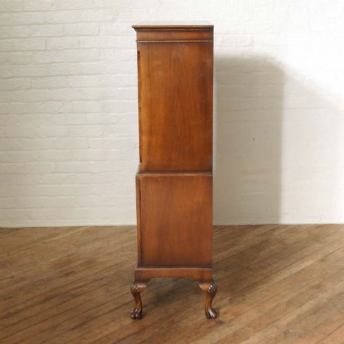 QUEEN ANNE STYLE WALNUT COCKTAIL CABINET - ADDITIONAL PHOTO 11