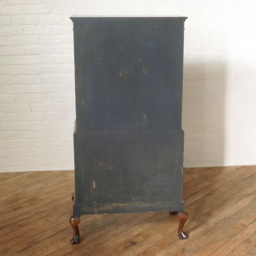 QUEEN ANNE STYLE WALNUT COCKTAIL CABINET - ADDITIONAL PHOTO 12