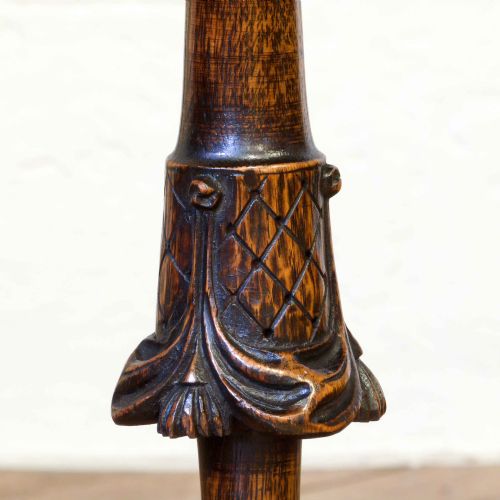 OAK OCCASIONAL TABLE - ADDITIONAL PHOTO 1