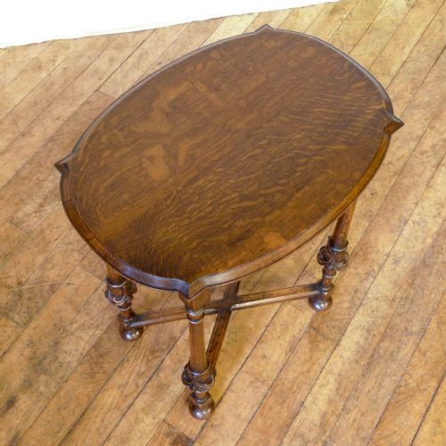 OAK OCCASIONAL TABLE - ADDITIONAL PHOTO 4