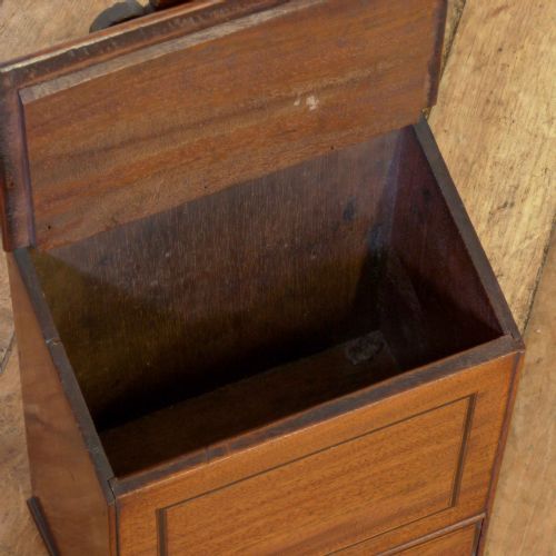 GEORGIAN MAHOGANY SALTCANDLE BOX - ADDITIONAL PHOTO 3