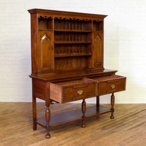 VICTORIAN OAK DRESSER - ADDITIONAL PHOTO 2