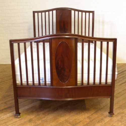 EDWARDIAN MAHOGANY BEDSTEAD - ADDITIONAL PHOTO 1