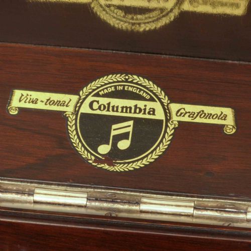 COLUMBIA WINDUP GRAMOPHONE - ADDITIONAL PHOTO 1