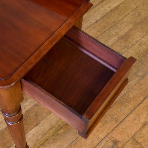VICTORIAN MAHOGANY SIDE TABLE - ADDITIONAL PHOTO 2