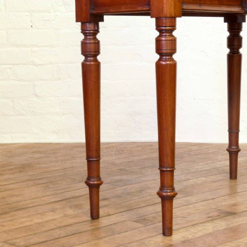 VICTORIAN MAHOGANY SIDE TABLE - ADDITIONAL PHOTO 3