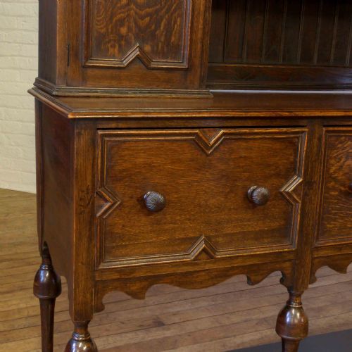 LARGE VICTORIAN JACOBEAN STYLE OAK DRESSER - ADDITIONAL PHOTO 3